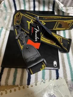 ギターストラップ　fenderのサムネイル