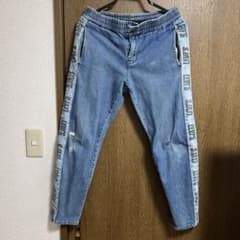 LEVIS ライトブルーデニムパンツのサムネイル