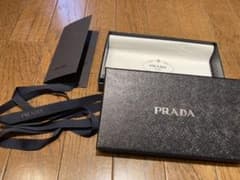 PRADA プラダ 空箱のサムネイル