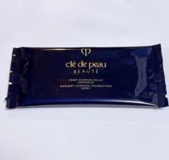 クレ・ド・ポーボーテ　タンクッションエクラ　ルミヌ　オークル10