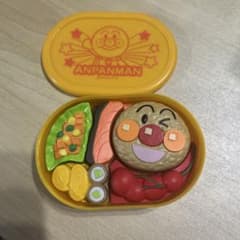 希少 アンパンマン お弁当 パズルのサムネイル
