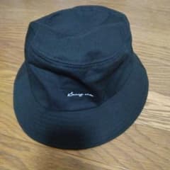 バケットハットのサムネイル