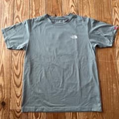 THE NORTH FACE Tシャツのサムネイル