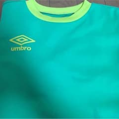 アンブロのTシャツのサムネイル