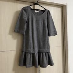 【値下げ】【美品】ミッシェルクラン グレーのワンピースのサムネイル