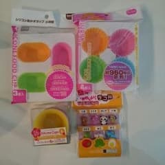 100均のお弁当シリコンカップ＆動物ピックのサムネイル