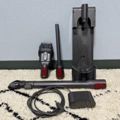 ダイソンV8 SV10K コードレスクリーナー 付属品 セット 壁掛け 土台のサムネイル
