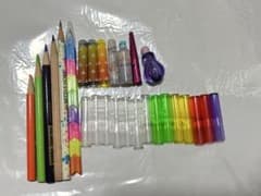 文房具 まとめ売り 使用済み 色鉛筆 ロケット鉛筆 鉛筆キャップのサムネイル