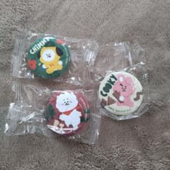くら寿司 BT21 缶バッジ 3個セットのサムネイル