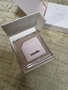 mude. flutter blusher パウダーチークのサムネイル