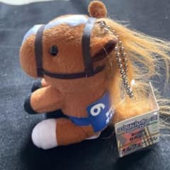 オルフェーヴル:第58回有馬記念（2013年）優勝記念アイドルホースぬいぐるみ オルフェーヴル 第58回 有馬記念 アイドルホース ぬいぐるみ - メルカリ