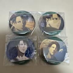 Attack Titan　Levi wit studio can badges (set of 4)