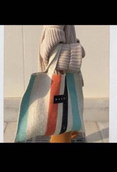 marni カナパ　トートバッグのサムネイル