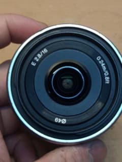 SONY E 16mm F2.8 SEL16F28 単焦点レンズのサムネイル