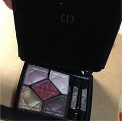 Dior アイシャドウ サンククルール 877のサムネイル
