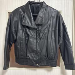 黒レザーショートジャケット Mサイズのサムネイル