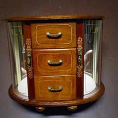 綺麗な宝石箱 ジュエリーボックスのサムネイル