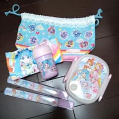 ひろがるスカイプリキュア お弁当セット(箸スプーンフォーク以外未使用)のサムネイル