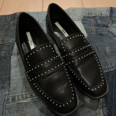 ZARAスタッズローファーのサムネイル