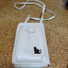 NEKOBU スマホショルダーバッグ 猫モチーフのサムネイル