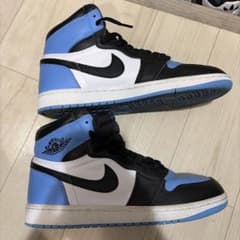 Nike Air Jordan 1 ユニバーシティブルーのサムネイル