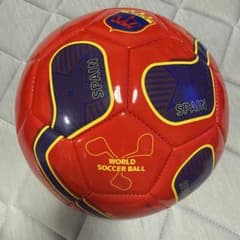 WORLD SOCCER BALL サッカーボール レッド - メルカリ