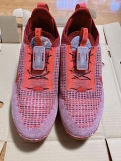 NIKE VAPORMAX 2020 FLYKNIT "TEAM RED"のサムネイル