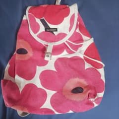 marimekko マリメッコ リュック 花柄 ピンクのサムネイル