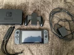 Nintendo Switch 本体　グレーのサムネイル