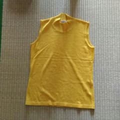 YVES SAINT LAURENT　ノースリーブのサムネイル