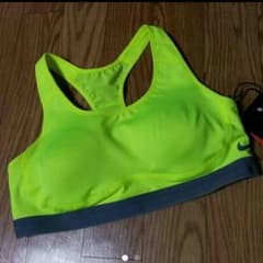 専用 ナイキ スポーツブラのサムネイル