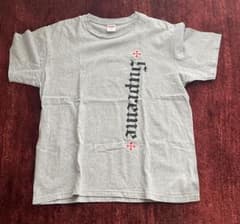 ぬ*り様 Supreme 縦ロゴTシャツ グレー old skate ストリート Supreme 縦ロゴTシャツ グレー old skate ストリート - メルカリ