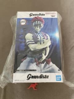 Grandista 귀멸의 칼날 가려운 자리 피규어