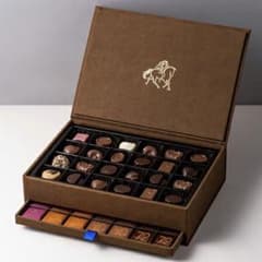 【新品・ショッパー付き】GODIVA グランプラス 59粒のサムネイル