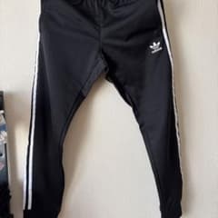 adidas ブラック トラックパンツのサムネイル