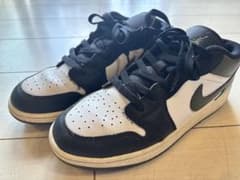 NIKE AIR JORDAN 1 LOW オリーブ ブラックのサムネイル