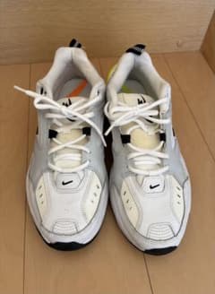 Nike スニーカー ホワイト/グレー/イエローのサムネイル