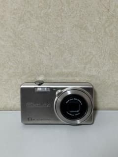 CASIO EXILIM 16.1MP コンパクトデジタルカメラ EX-Z700のサムネイル