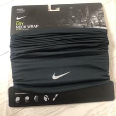 NIKE ネックウォーマー 新品タグ付きのサムネイル