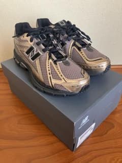 New Balance 1906R ゴールド 28cm U1906RCJのサムネイル