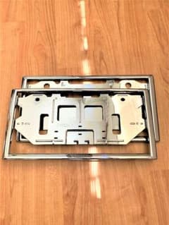 ホンダ(純正) ライセンスフレーム メッキタイプのサムネイル