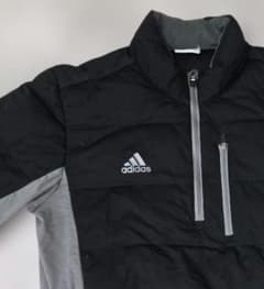 adidas ハーフジップ 中綿 プルオーバー 半袖