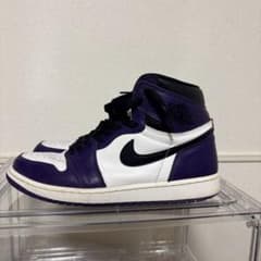 Nike Air Jordan 1 Retro High OGのサムネイル