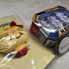 NEWS ネコます ベアブリック バッジ 増田貴久　ねこますのサムネイル
