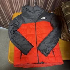 THE NORTH FACE ビレイヤーパーカー ダウンジャケットのサムネイル