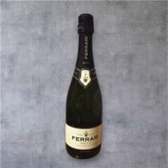 FERRARI BRUT（スパークリングワイン）750ml　2本です! FERRARI BRUT スパークリングワイン 750ml - メルカリ