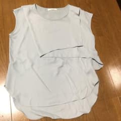 ノースリーブ トップスのサムネイル