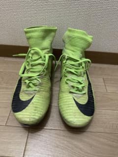 サッカースパイクナイキマーキュリアルのサムネイル
