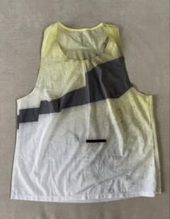 On Women’s Race Singlet Sのサムネイル