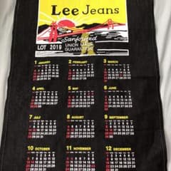 Lee カレンダーのサムネイル